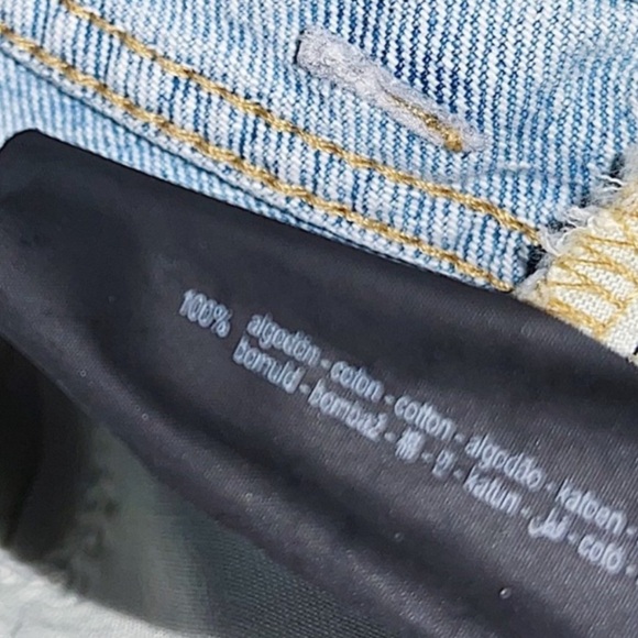 Zara MENS PAINTED DENIM RELAXED SHORTS 30 - Picture 5 of 5